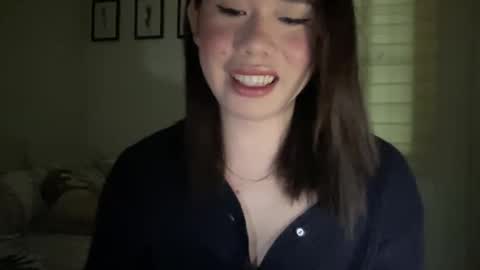 Snapshot of beautiful_lust69 chatting on December 5, 2024, 5:15 am Sweet Aya online show from December 5, 2024, 5:15 am