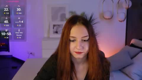 Snapshot of beautiful_snake chatting on November 24, 2025, 1:44 pm Blossom online show from November 24, 2025, 1:44 pm