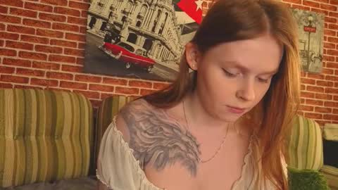 Gina online show from November 24, 2025, 6:46 am