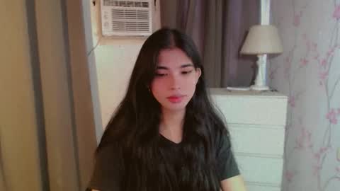 TRIXIE online show from March 22, 2026, 4:38 am