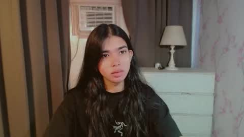 TRIXIE online show from April 13, 2026, 2:17 am