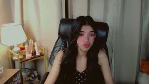 Snapshot of beautifultrixie chatting on June 26, 2026, 6:45 pm TRIXIE online show from June 26, 2026, 6:45 pm
