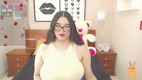 beautty_pink online show from December 18, 2024, 2:38 pm