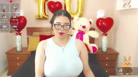 beautty_pink online show from February 12, 2025, 5:16 pm
