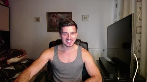 Mia and Jake online show from October 1, 2025, 2:45 pm