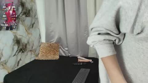 lana online show from December 19, 2025, 2:18 am