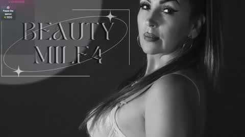 Chantall online show from October 12, 2025, 11:53 am