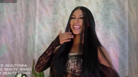 Snapshot of beauty_nina chatting on January 9, 2026, 2:20 pm beauty_nina online show from January 9, 2026, 2:20 pm