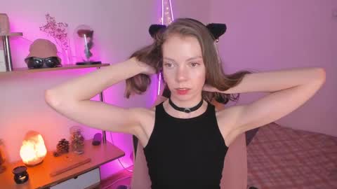 Eliise online show from February 22, 2025, 2:08 pm