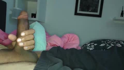 love2seeudear online show from September 24, 2025, 4:49 am