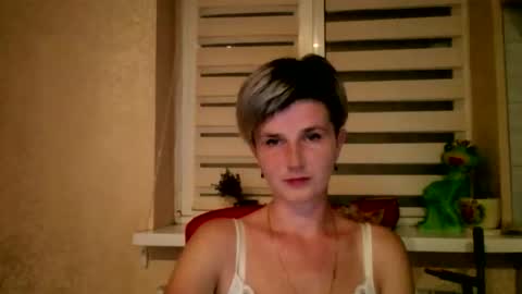 BeautyKsenia online show from October 16, 2025, 6:20 pm
