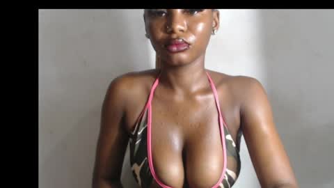 beautyslut1 online show from April 19, 2026, 8:35 am