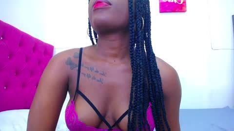 Snapshot of beautyyebonyy chatting on December 4, 2024, 1:53 pm Abby online show from December 4, 2024, 1:53 pm