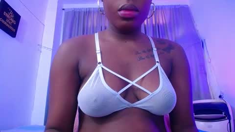 Snapshot of beautyyebonyy chatting on October 6, 2025, 3:31 pm Abby online show from October 6, 2025, 3:31 pm
