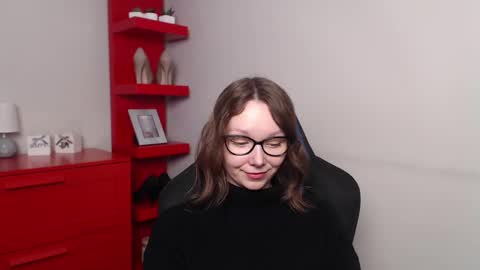 Zoe online show from February 10, 2025, 7:36 am