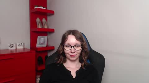 Zoe online show from March 6, 2025, 11:03 am