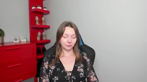 Zoe online show from September 18, 2025, 5:31 am