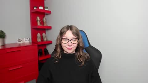 Zoe online show from October 27, 2025, 7:45 am