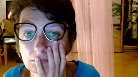 Raluca online show from July 24, 2026, 7:23 pm