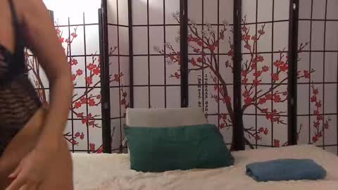 Snapshot of beccadelux chatting on October 9, 2025, 4:54 am BeccaDelux online show from October 9, 2025, 4:54 am