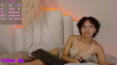 Beecckkkaaa online show from March 20, 2026, 2:11 pm