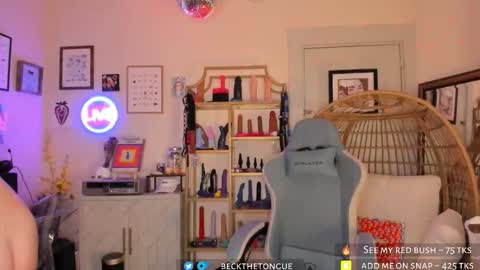 Beck the tongue online show from December 3, 2025, 10:30 pm