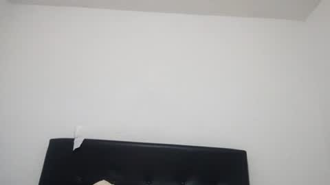 BECKY BOO  online show from February 8, 2026, 10:24 pm