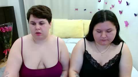 BeckyAndEllen online show from October 8, 2025, 6:05 pm