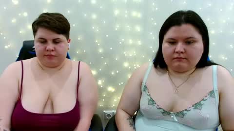 BeckyAndEllen online show from February 15, 2026, 10:39 pm