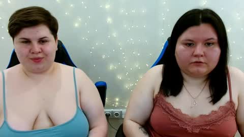 Snapshot of beckyandellen chatting on June 2, 2026, 9:11 am BeckyAndEllen online show from June 2, 2026, 9:11 am