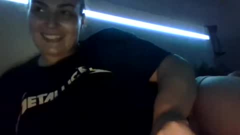 Snapshot of beeinmedeep chatting on December 15, 2024, 2:59 pm beeinmedeep online show from December 15, 2024, 2:59 pm