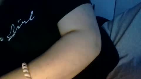 Snapshot of beeinmedeep chatting on December 29, 2024, 6:27 pm beeinmedeep online show from December 29, 2024, 6:27 pm