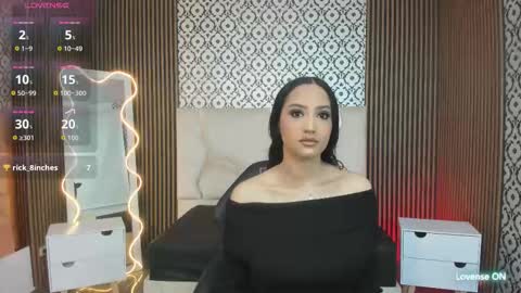 Snapshot of beella_tay1 chatting on October 12, 2025, 12:37 pm BELLA online show from October 12, 2025, 12:37 pm
