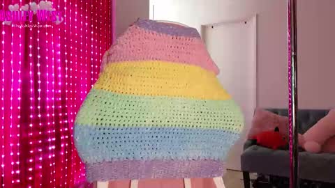 Snapshot of beg4itbaby chatting on March 25, 2026, 12:16 am Ashley West online show from March 25, 2026, 12:16 am