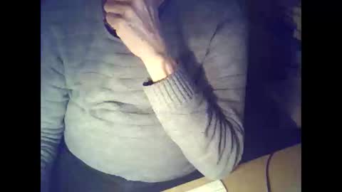 bekklove1 online show from February 15, 2025, 5:50 pm