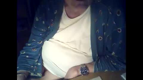 bekklove1 online show from March 12, 2025, 2:41 am