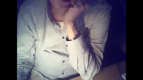 bekklove1 online show from March 12, 2025, 4:35 pm