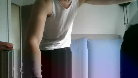 Snapshot of bel7ebite chatting on January 15, 2025, 11:43 am bel7ebite online show from January 15, 2025, 11:43 am