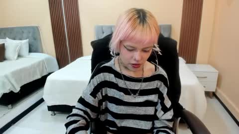 Bela online show from May 15, 2026, 1:07 pm