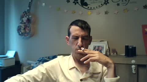 Snapshot of belgianboy33 chatting on July 5, 2026, 5:36 am Dreamcock online show from July 5, 2026, 5:36 am