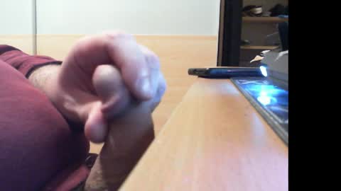 belgianfatcock online show from December 18, 2024, 6:35 pm