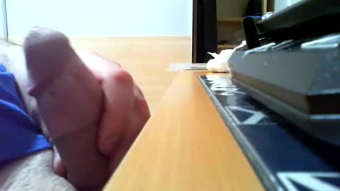 Snapshot of belgianfatcock chatting on April 30, 2026, 11:42 pm belgianfatcock online show from April 30, 2026, 11:42 pm