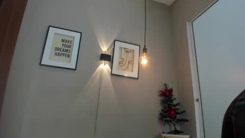 Snapshot of belinda_hills chatting on December 5, 2024, 12:19 am belinda online show from December 5, 2024, 12:19 am