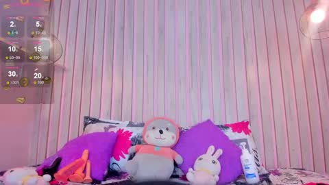 Snapshot of belinda_hills chatting on December 7, 2024, 6:15 pm belinda online show from December 7, 2024, 6:15 pm