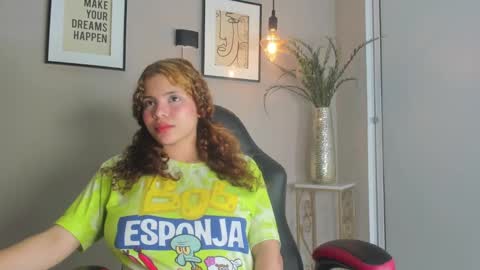 Snapshot of belinda_hills chatting on December 22, 2024, 7:21 pm belinda online show from December 22, 2024, 7:21 pm