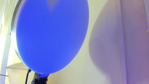 Snapshot of belinda_hills chatting on December 29, 2024, 12:52 am belinda online show from December 29, 2024, 12:52 am