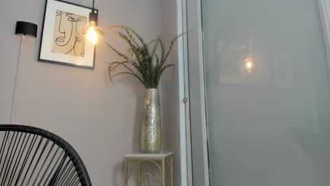 Snapshot of belinda_hills chatting on January 6, 2025, 9:54 pm belinda online show from January 6, 2025, 9:54 pm