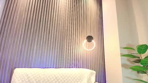 Snapshot of belinda_hills chatting on February 13, 2025, 10:43 pm belinda online show from February 13, 2025, 10:43 pm