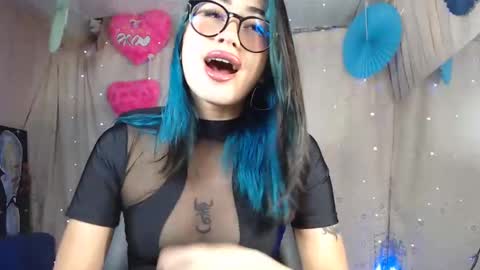 modelo independiente online show from January 12, 2025, 1:32 am
