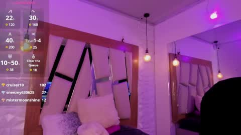 Snapshot of belinda_ws chatting on January 17, 2025, 6:33 pm Bella online show from January 17, 2025, 6:33 pm